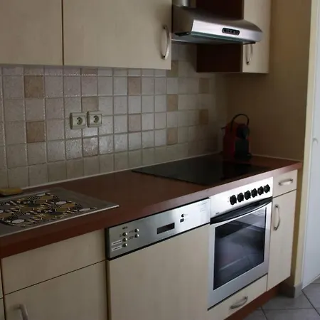 Le Doernel Apartment *